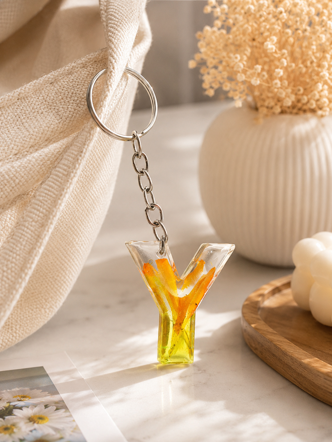 Floral Resin Alphabet Keychain – Personalized Initial Charm with Real Dried Flowers